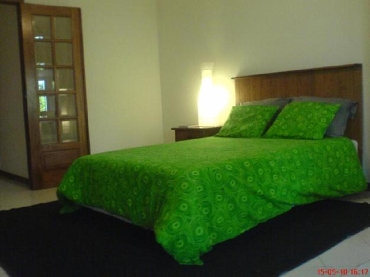 Apartment With Private Garden Porto Ruang foto