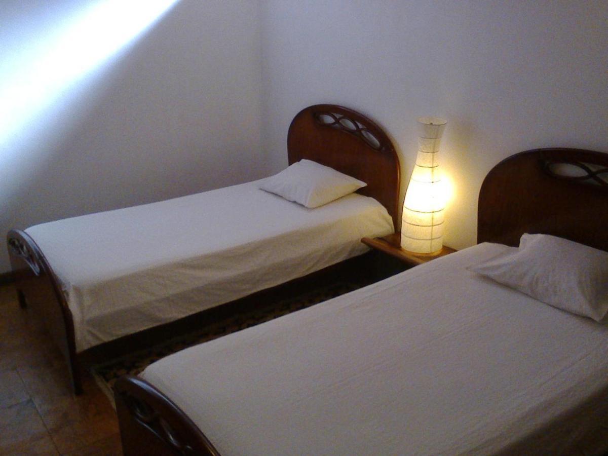 Apartment With Private Garden Porto Ruang foto
